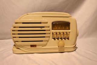 Vintage Belmont Bakelite 5d128 Series A Tube Radio 1946