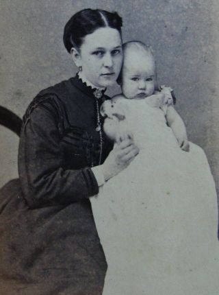 Antique Cdv Photo Portrait Of A Lovely Young Mother & Child Springfield Mass