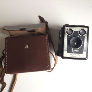 Vintage Kodak Brownie Six 20 Model D Film Camera And Case,  Made In England 565