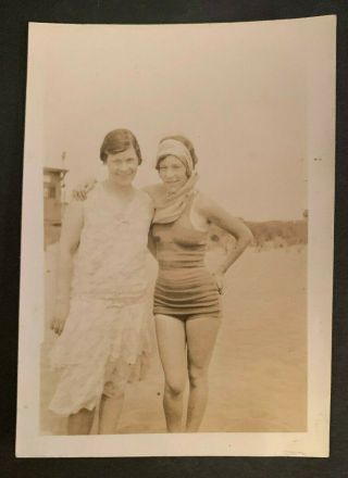 Vintage Old Photo Pretty Girl In Swimsuit By Girlfriend 4945