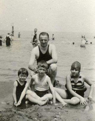 R936 Vtg Photo Father Bathing Swim Suit Beach,  Inner Tube,  Swim Cap C 1928