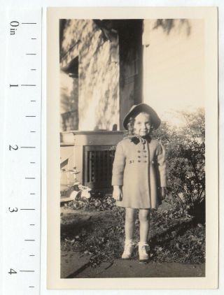 Adorable Little Girl In Cute Hat & Coat 1930s Snapshot Photo - P883