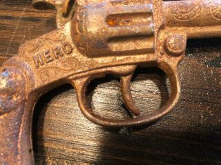 OLD VINTAGE 1940 CAST IRON HERO CAP GUN TOY PISTOL STEVENS 2