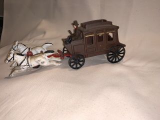 Vintage Cast Iron 2 Horse Drawn Stagecoach Carriage And Driver