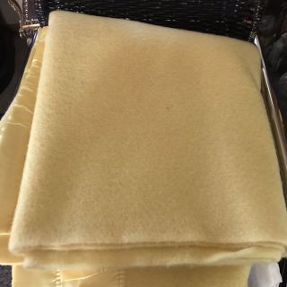 Vintage JC Penny ' s Golden Dawn 100 Wool Blanket bright Yellow 76x90 heavy 3