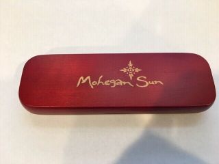 Mohegan Sun Pen Set In Wood Case
