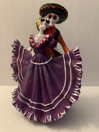 Day Of The Dead - Dia De Los Muertos - Calavera Sugar Skull Couple Figure -