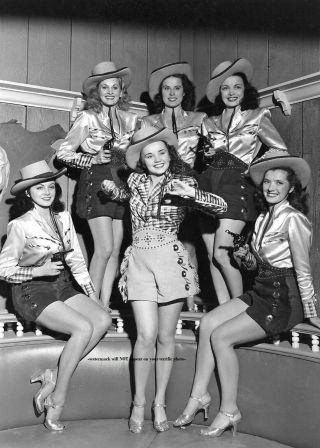 Sexy Wild West Cowgirls Photo Saloon Girls Cowboy Hats Roy Rogers Publicity Pic