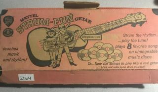Mattel Strum - Fun Getar Guitar Box 7 Song Discs
