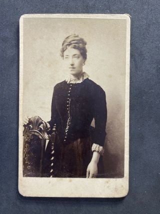 Victorian Carte De Visite Cdv: Lady: Baker: London