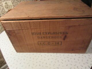 Vintage DuPont Explosives Extra Dynamite Wood Crate - Red Cross 50 LBS With Lid 3