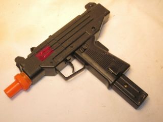 As - Is Parts / Repair Vintage Toy Gun 1986 Kk 8648 Uzi Plastic Automatic Prop