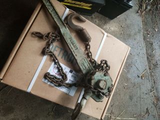 Vintage Cast Iron Hoist 3/4 Ton Pul - Lift Yale & Towne Mfg Co Ratchet Chain - Rare
