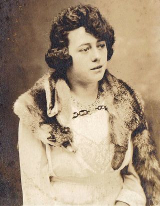 Lady W/ Gray Fox Fur Stole - Vintage Photo Portrait - 4 " X 6 "