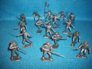 Marx Reissue Plastic Set Of 16 Alamo Mexican Soldiers Presidio Type In Silver