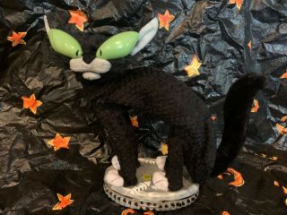 Vintage Gemmy Halloween Black Fraidy Scaredy Cat Meows & Sings