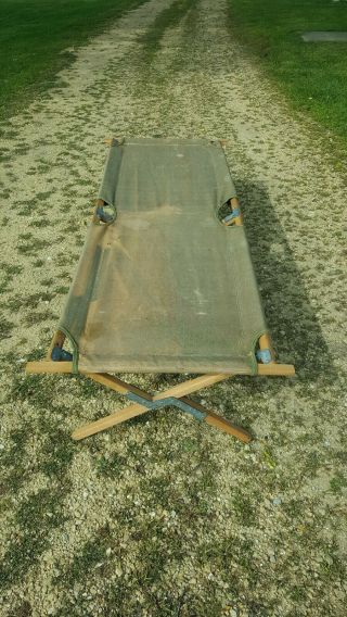 VINTAGE WWII ARMY MILITARY FOLDING CANVAS WOOD FRAME CAMP COT CAMPING BED 2