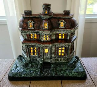 Vtg 1977 Ceramic Bisque Hand - Painted Lighted Haunted House W/ Base Byron Molds
