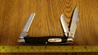 Buck Knife 301 Stockman U.  S.  A.  3 Blade Folding Pocket Knife Saw Cut Delrin 31