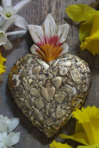 Medium White Sacred Heart Wood With Milagros Miracle Mexican Folk Art Michoacán