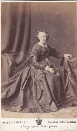 Antique Cdv Photo - Seated Lady.  Long Dress London Studio