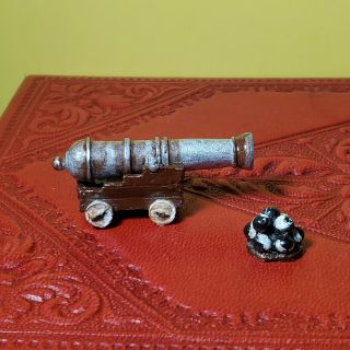 Miniature Cast Iron Or Pewter Military Cannon With Cannon Balls