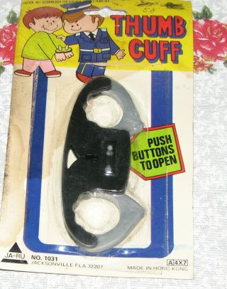 Vintage Five & Dime Store Thumb Cuffs Toy 1970 