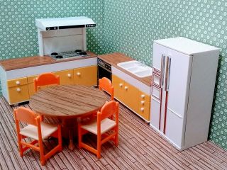 Vintage Tomy Smaller Homes Dollhouse Furniture Kitchen Oven Stove Fridge Lundby