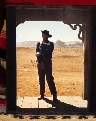 John Wayne " The Searchers " Western Movie Tabletop Display Standee 8 1/2 " X 10 "