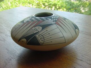 Finely Detailed Southwest Pueblo Indian Casas Grandes Pottery Bowl