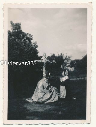 Vintage Photo - Woman Praying Big Christian Cross In A Garden