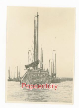 Pre Ww2 China Photograph 1924 Shanghai Chinese Junk Boat Detail