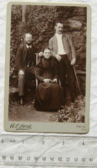 Cabinet Photo - A.  C.  Hick,  Fulford,  York - Two Gentlemen And A Lady