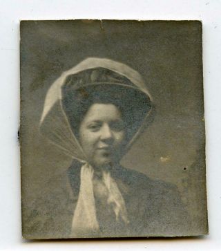 Ps639 Vtg Photo Booth,  Girl In Big Scarf Tied Hat C Early 1900 