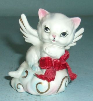 Vintage Porcelain Small White Angel Cat Kitten Figurine On Cloud W/ Red Bow