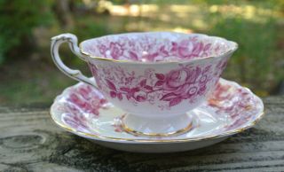 Vintage Paragon H.  M.  The Queen & H.  M.  Queen Mary Cup & Saucer/bouquet Of Flowers