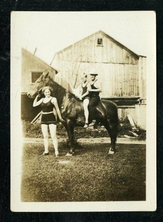 Vintage Photo Pretty Flapper Girl Poses Next To Large Horse Barn In Backgrd 1931