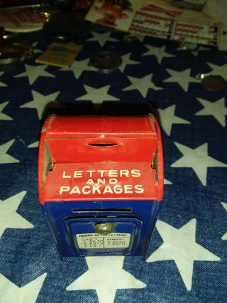 U.  s.  Mail Mailbox Stamp Dispenser 3