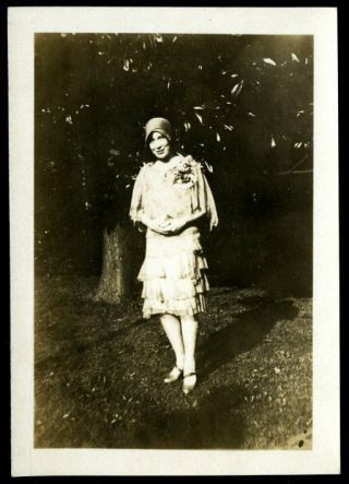 Vintage Photo Pretty Flapper Girl In Cloche Roaring Twenties Dress 1920 