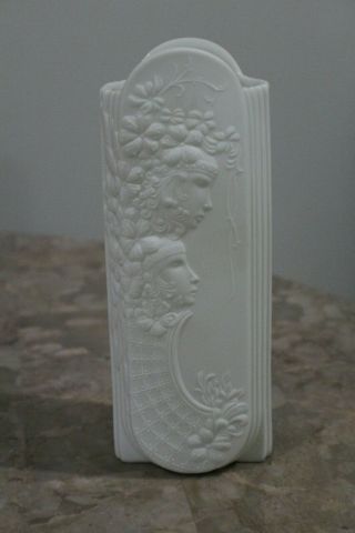 Exquisite Germany Kaiser Art Nouveau Porcelain Vase