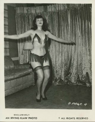 Rare Bettie Page Vintage 4 X 5 Photograph By Irving Klaw Studio