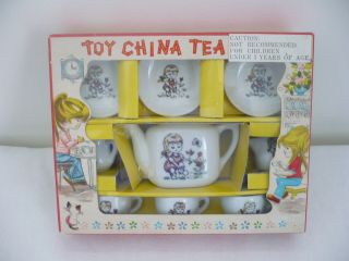 Vintage 1976 Toy China Tea Set W/box