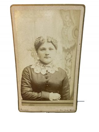 1860 - 70s Cdv Carte De Visite Portrait Of A Young Woman St.  Joe,  Mi