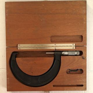 Vintage Brown And Sharpe Outside Micrometer In Wooden Box 4 - 5 "