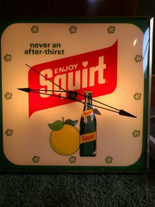Squirt Soda Lighted Pam Clock Runs Lights Advertising Colors