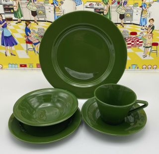 Vintage Homer Laughlin Harlequin Forest Green 6 Piece Place Setting Fiesta