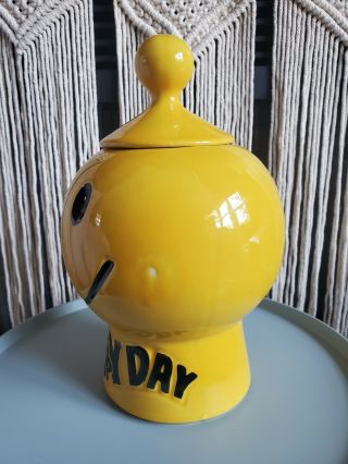 EUC Vintage McCoy Yellow Have A Happy Day Smiley Face Cookie Jar 1970 ' s 235 2