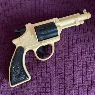 Assortment Of 8 Toy Plastic Western Guns