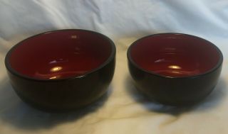 Vtg Pair 2 Red & Black Lacquer Japanese Nesting Serving Bowls 6.  75 " & 5.  75 "
