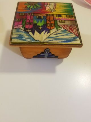 VINTAGE MEXICAN FOLK ART STRAW DECORATED WOODEN BOX 3